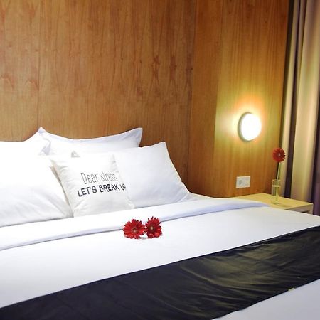 Ekon Hotel Yogyakarta Ngoại thất bức ảnh