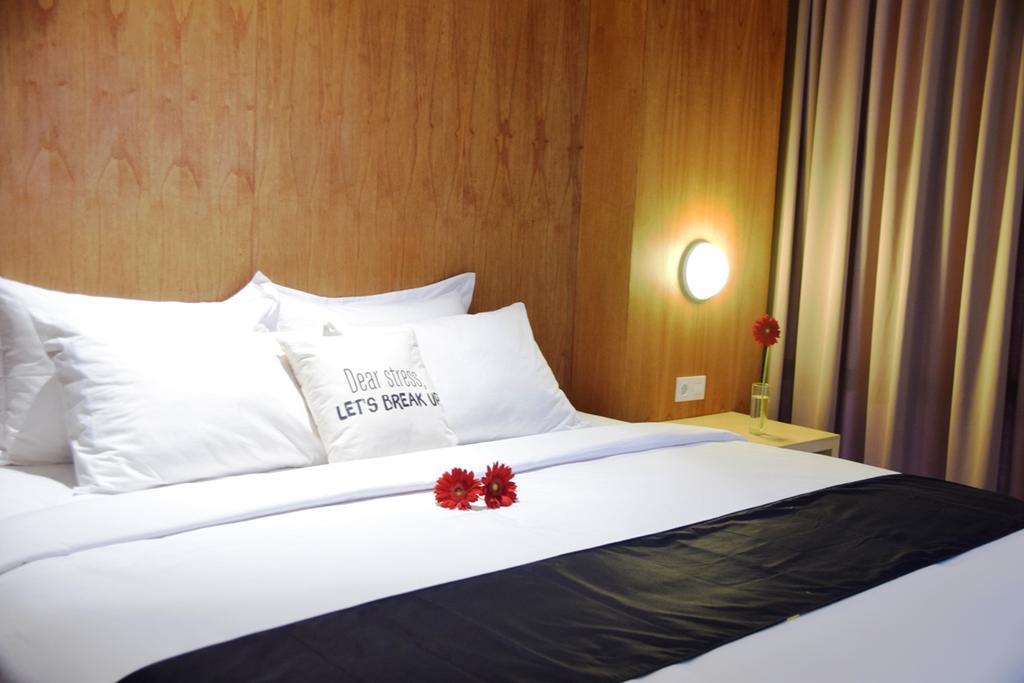 Ekon Hotel Yogyakarta Ngoại thất bức ảnh