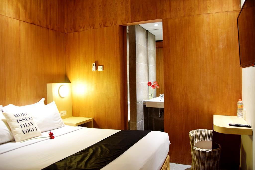 Ekon Hotel Yogyakarta Ngoại thất bức ảnh